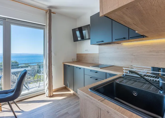 Beeindruckendes Nur 100 Meter Zum Mit Jacuzzi, Sauna, Meerblick, Wifi דירה