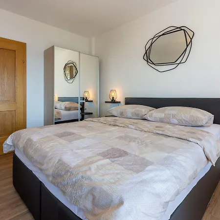 公寓 Beeindruckendes Nur 100 Meter Zum Mit Jacuzzi, Sauna, Meerblick, Wifi 德拉马利