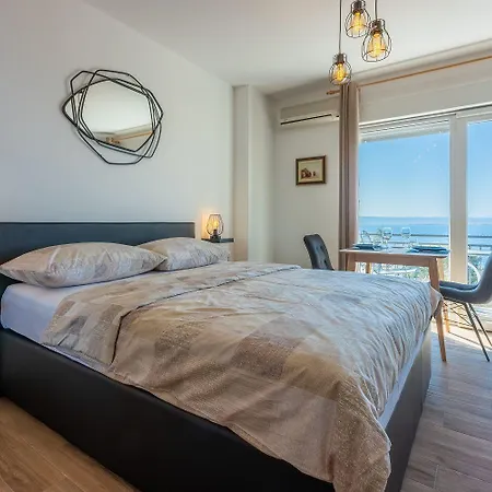 Beeindruckendes Nur 100 Meter Zum Mit Jacuzzi, Sauna, Meerblick, Wifi