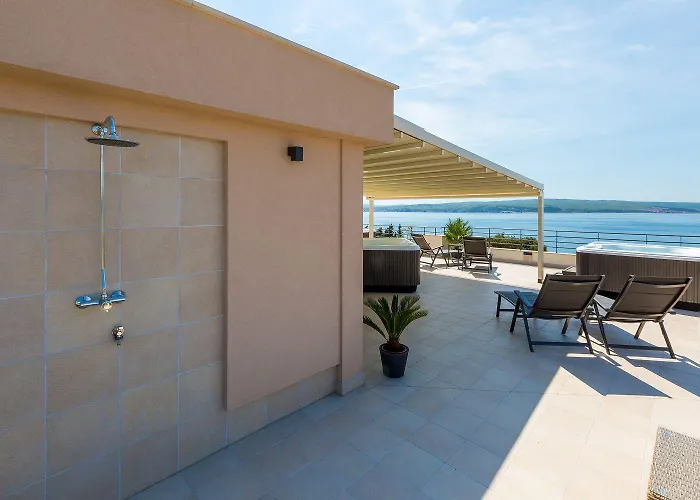 公寓 Beeindruckendes Nur 100 Meter Zum Mit Jacuzzi, Sauna, Meerblick, Wifi