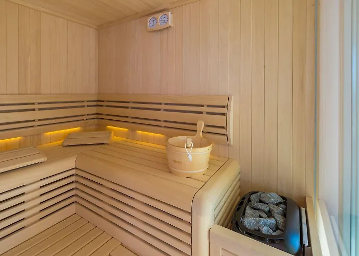 Beeindruckendes Nur 100 Meter Zum Mit Jacuzzi, Sauna, Meerblick, Wifi